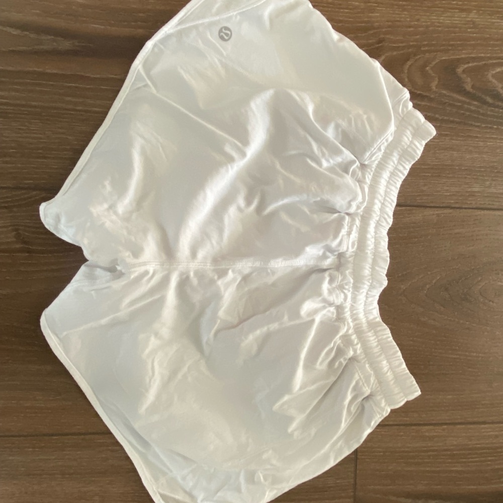 White lululemon shorts